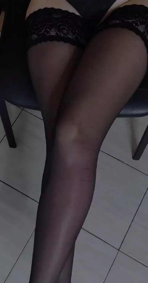 Where would you put your tongue first?