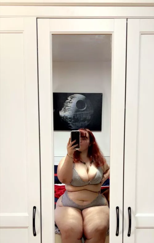 would you let a 19yr old fuck you?💋