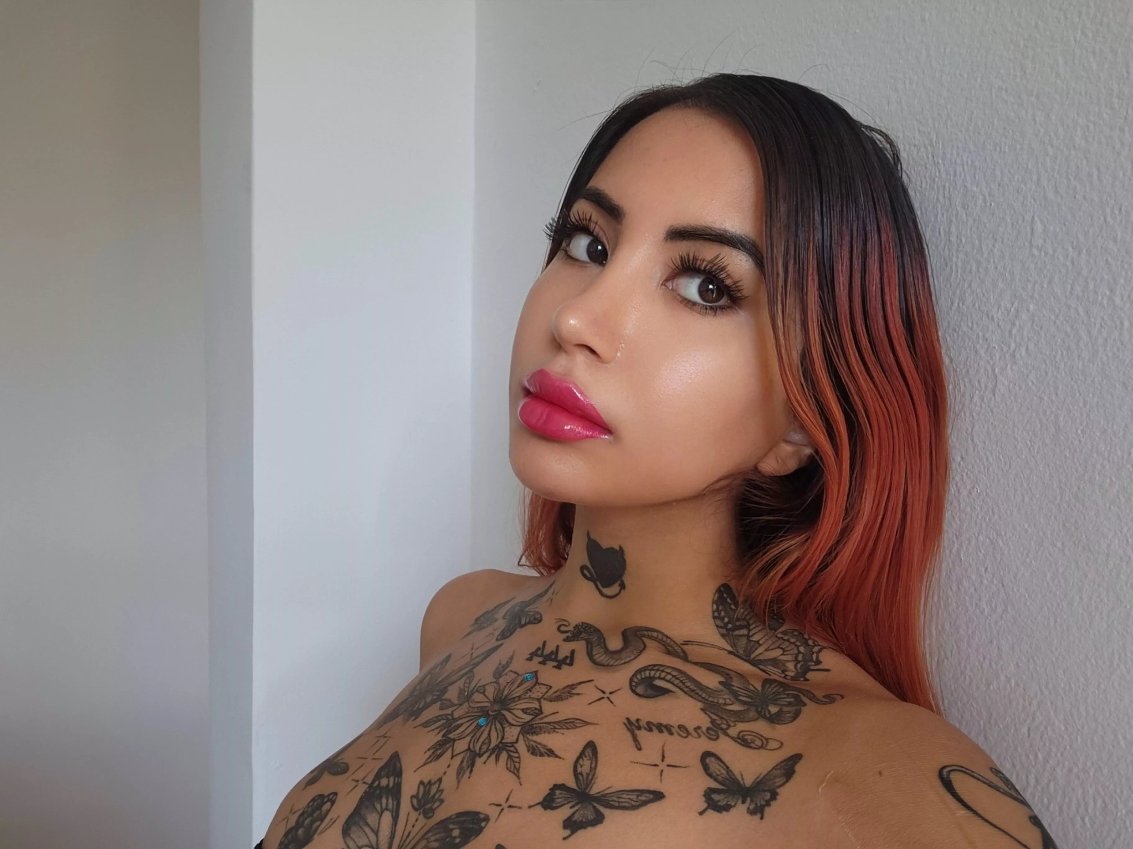 You will be happy dating a tattooed redhead