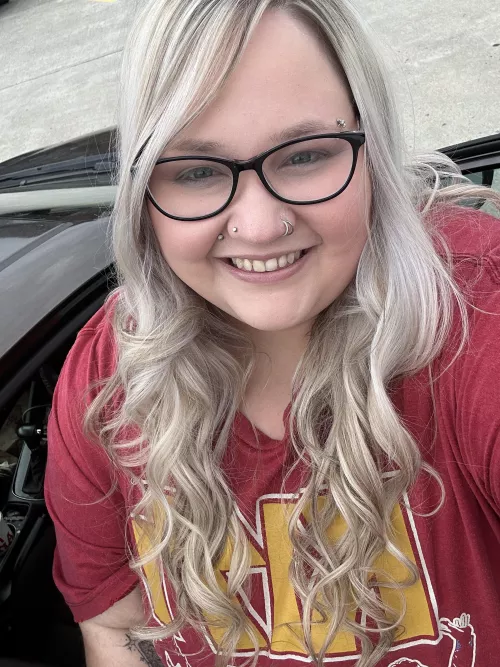 A smile to start the week off right! 😘