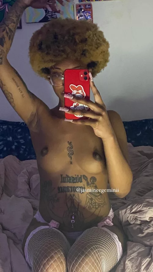 are you into natural girls? 