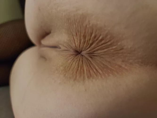 Can someone cover this in cum? ;)