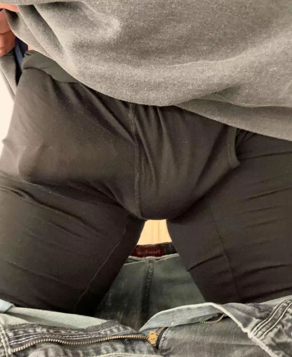 Can someone please tell me how to make this go down haha 