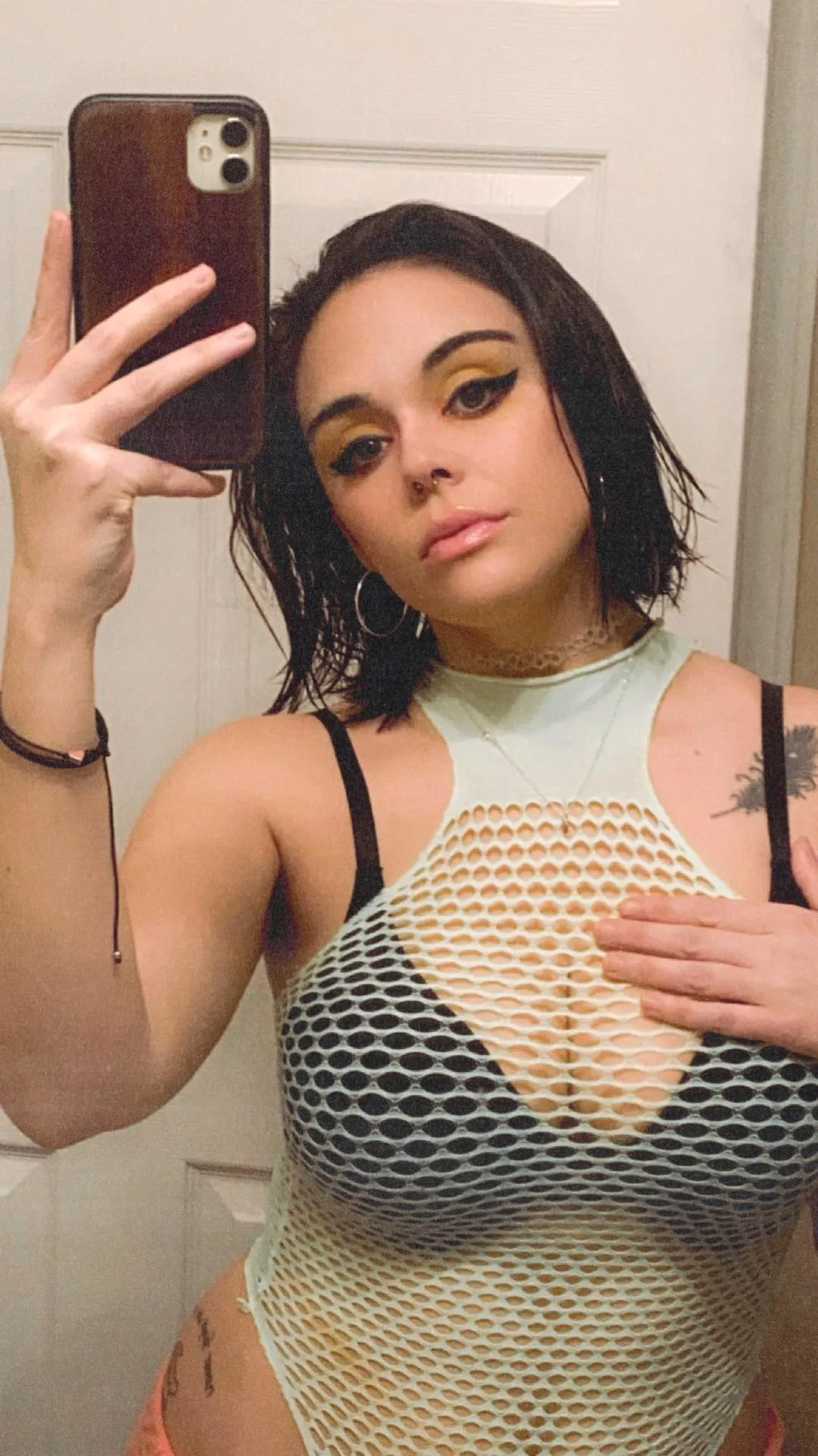 colorful fishnets ok? 