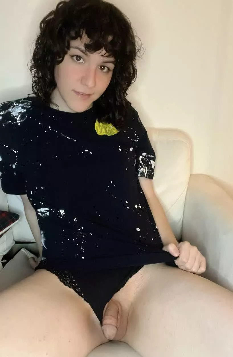 Do you accept tributes? Coz I'm gonna rub one out for you 😉🤭