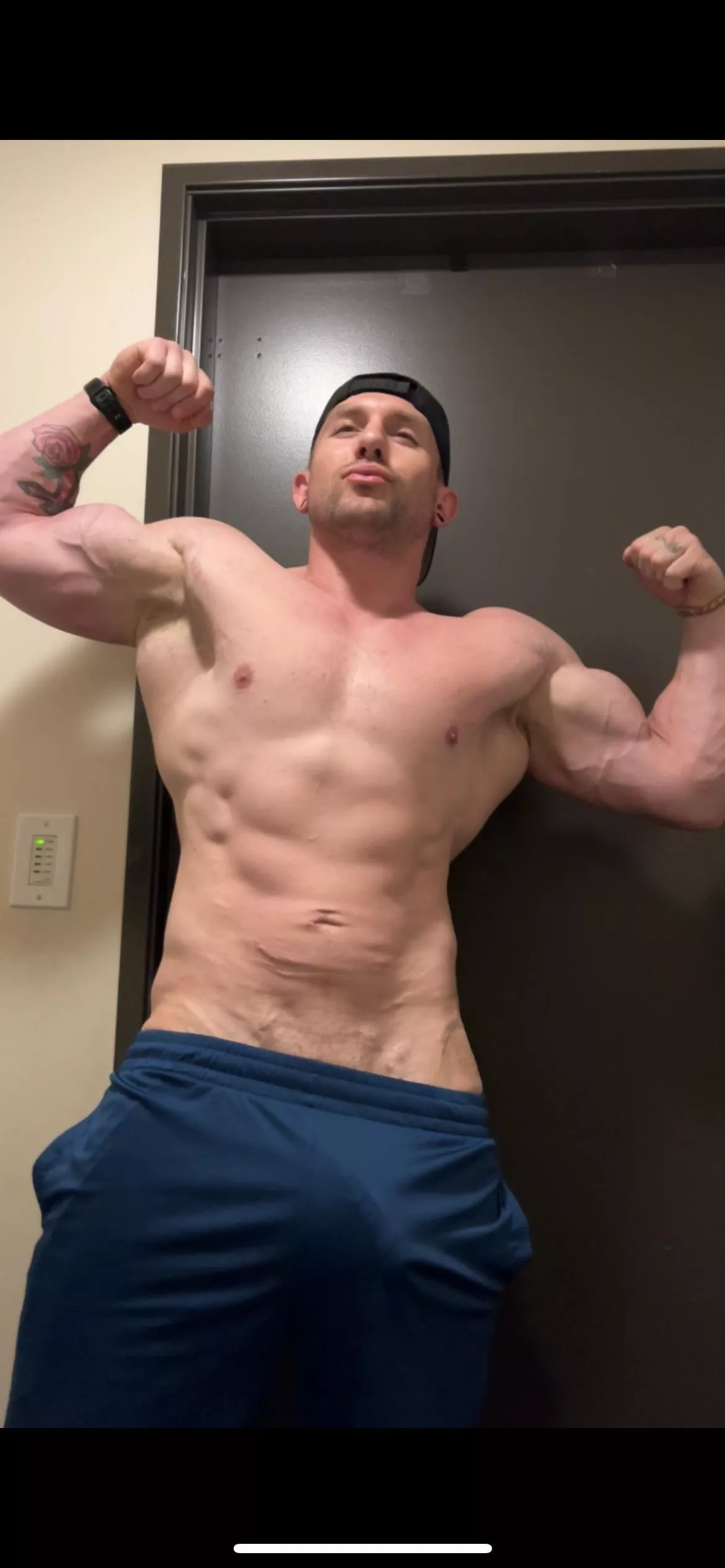 Does daddy have your attention (31)(m)