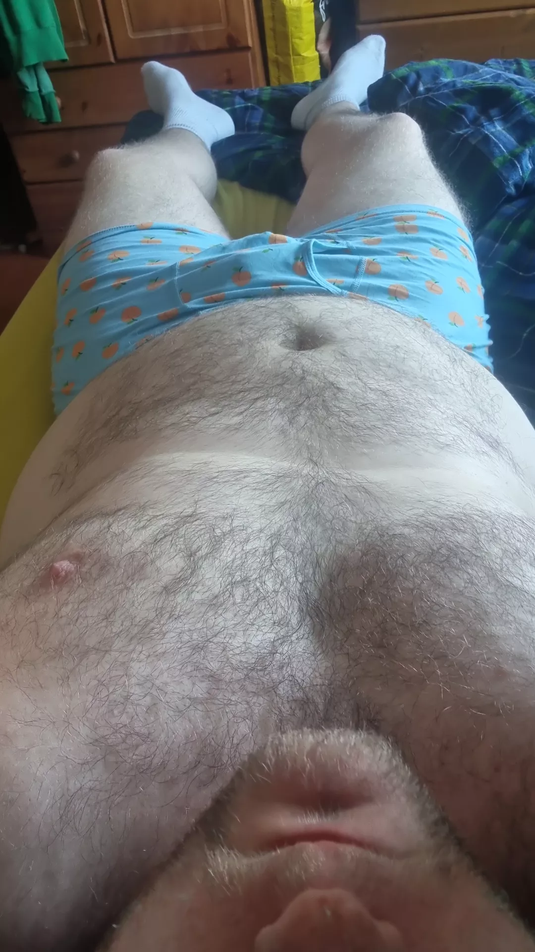 Feeling sexy. Who wants to come roll around with me ? 