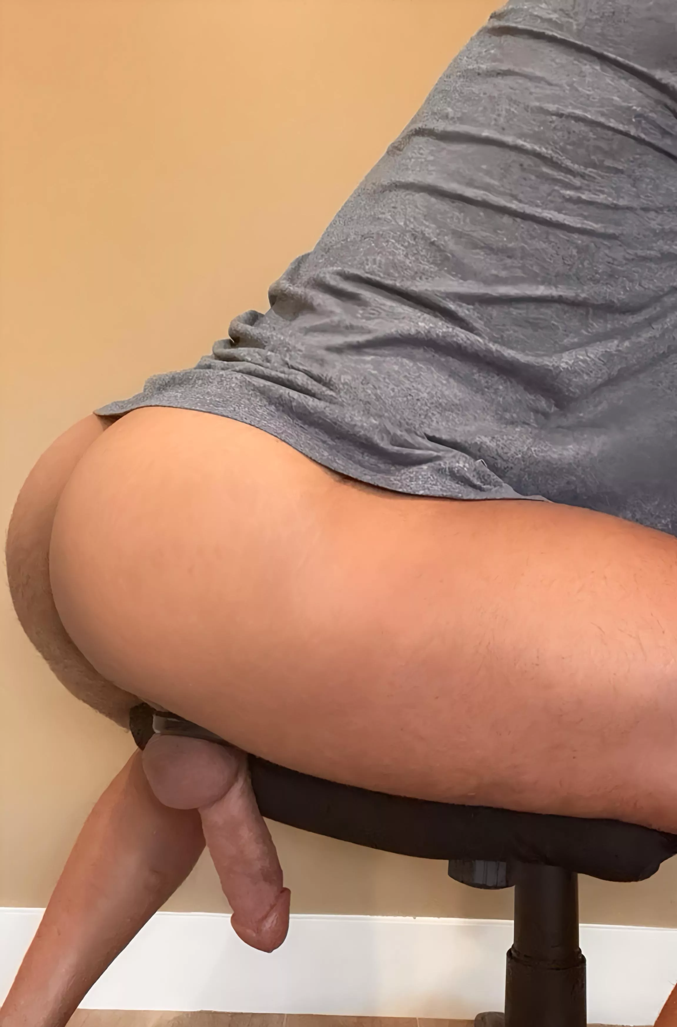 First time pose. How’s it?