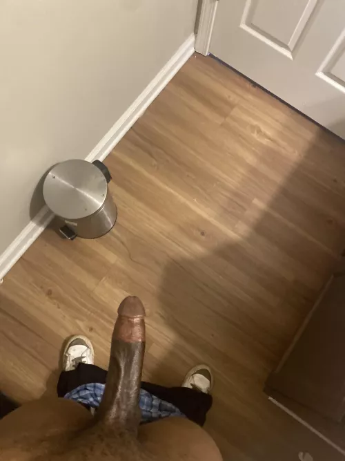 Get on your knees for ya king