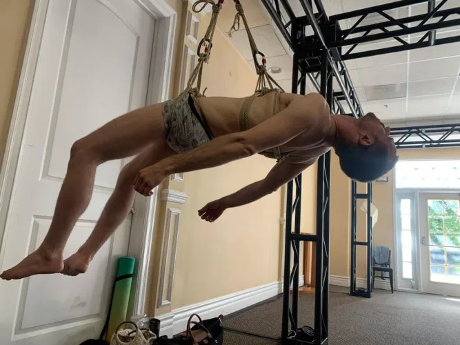 Hanging out at Strings Rope Event