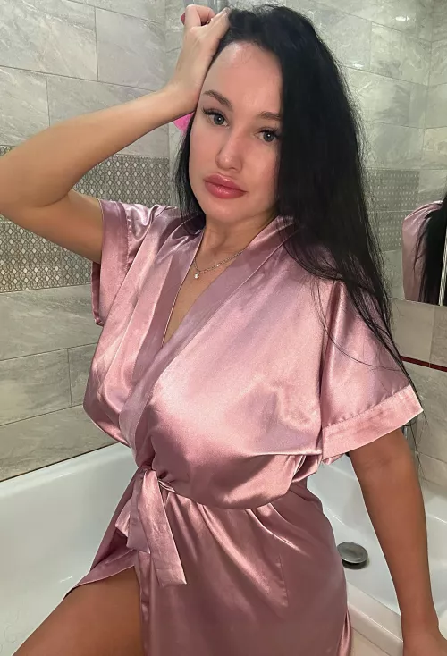 Here's a nude for you in case no one has sent you one today