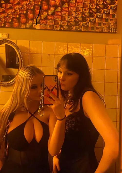 Hide behind her friend