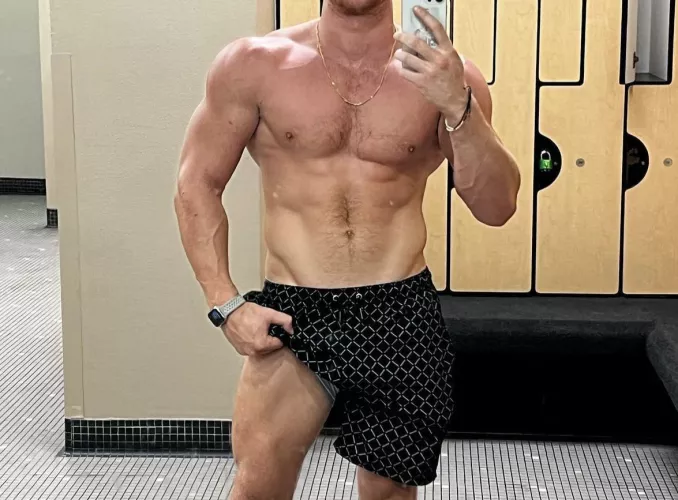 How do you get [m]otivated when you’re at the gym?