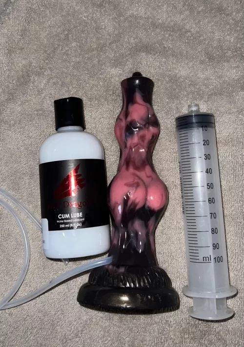 How much cum lube do I use?