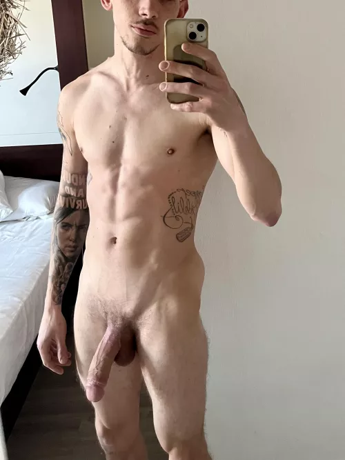 I hope the hot Hotel Room Service see‘s this