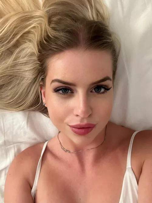 If people were colors, do you think I'd be cute enough to be pink?