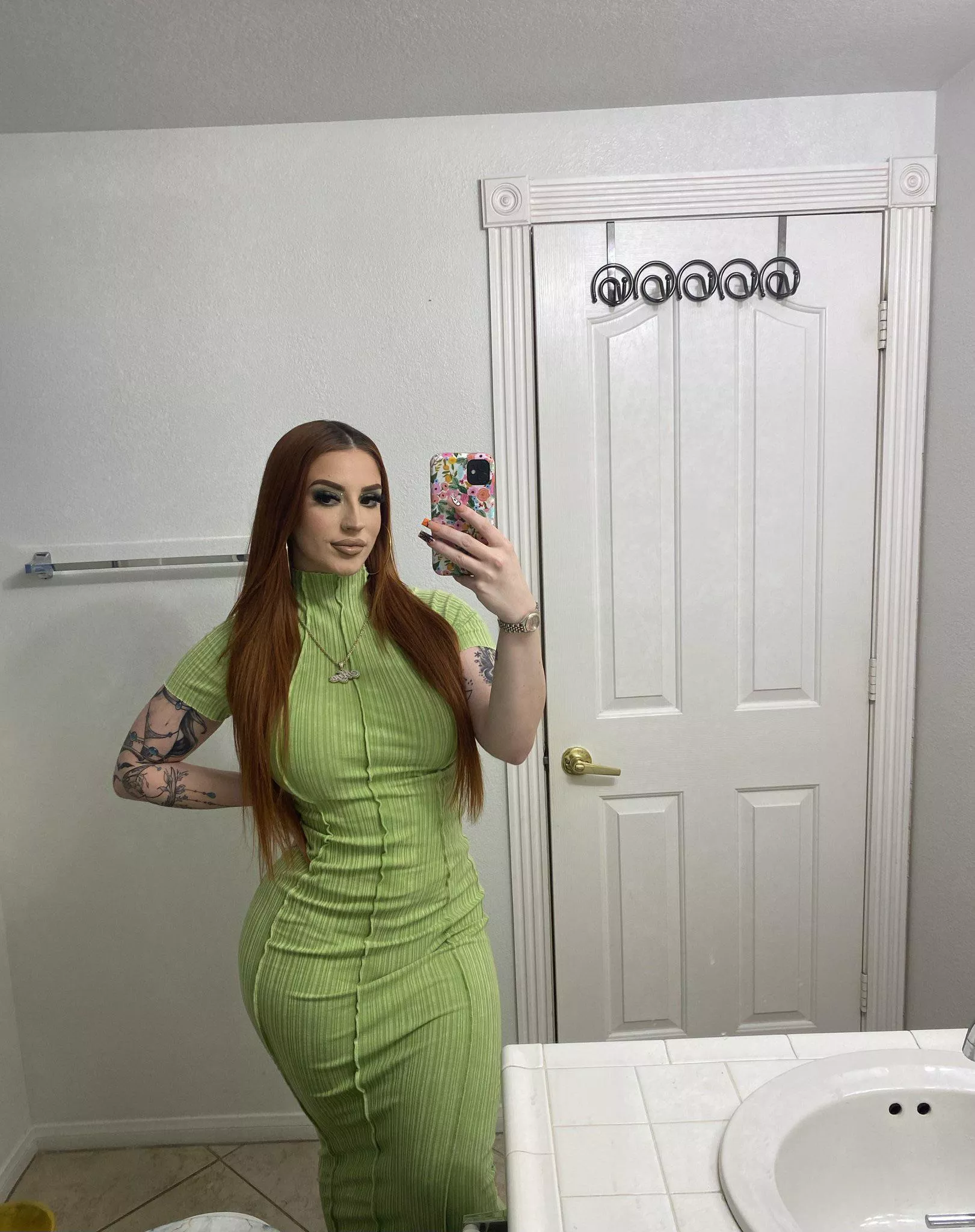 i’m feeling this color 