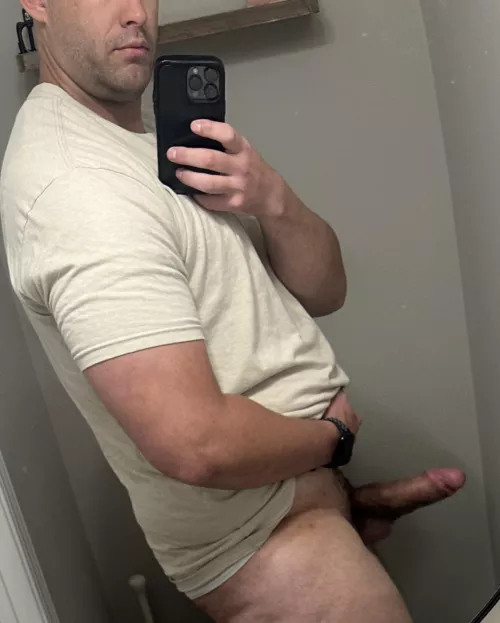 I’m glad some women like chubby guys with thick dicks 