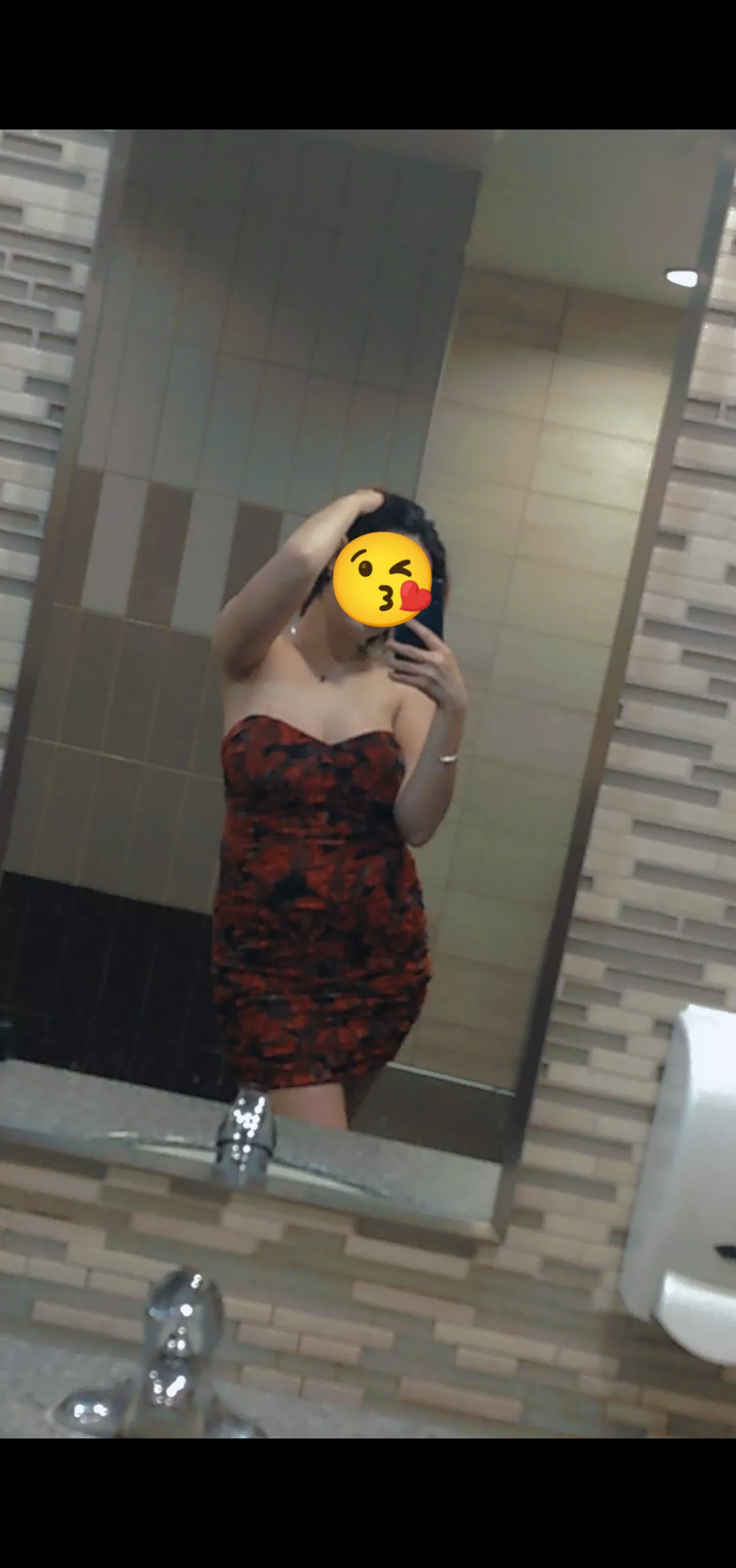 I'm new to OF, swing by and grab my free tail while you still can Only 40/100 left (Body type below)