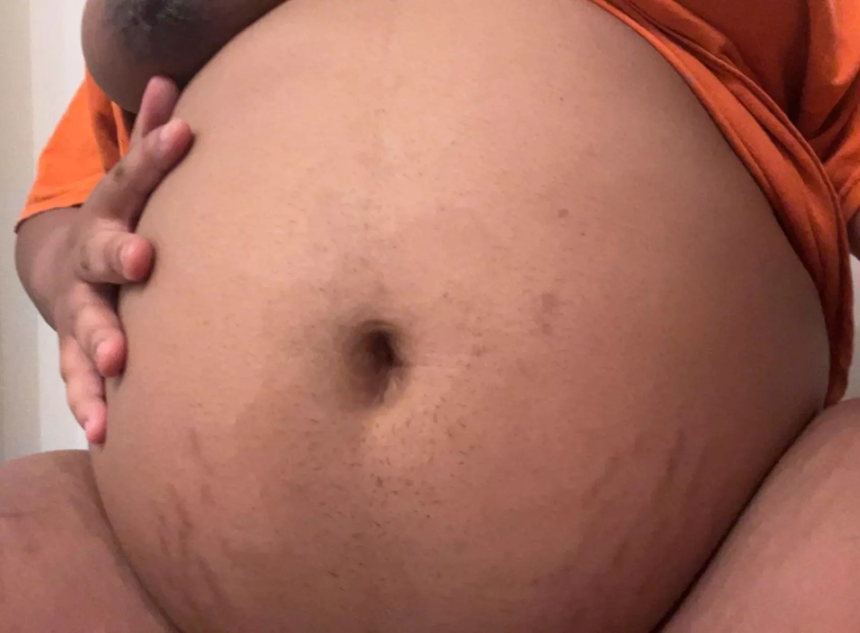 Last nights bloat😵‍💫🤰🏽