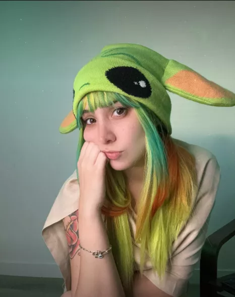 let's hang out and talk about star wars.