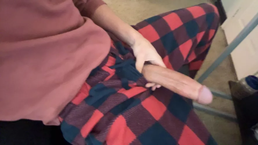 lol these pajamas don’t hold anything in place