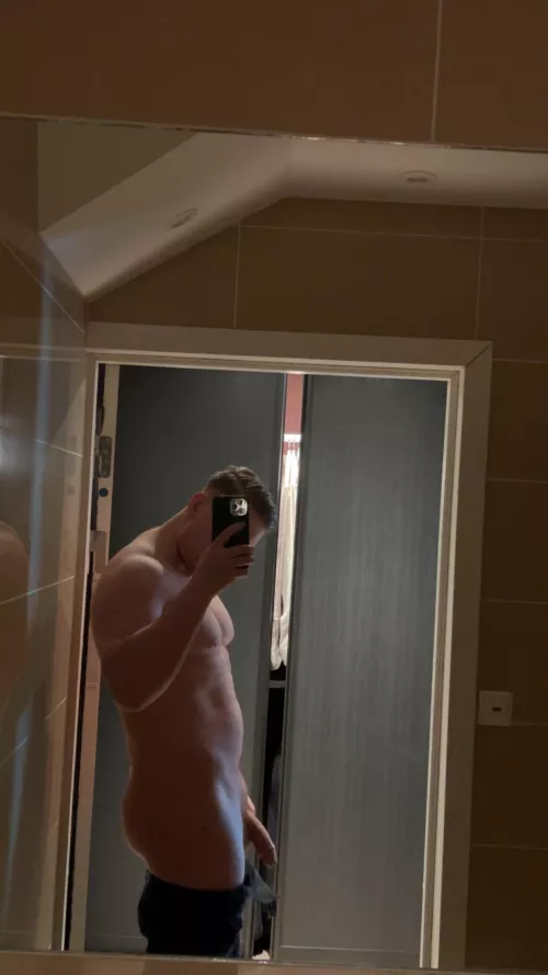 M33, 186cm and 99kg