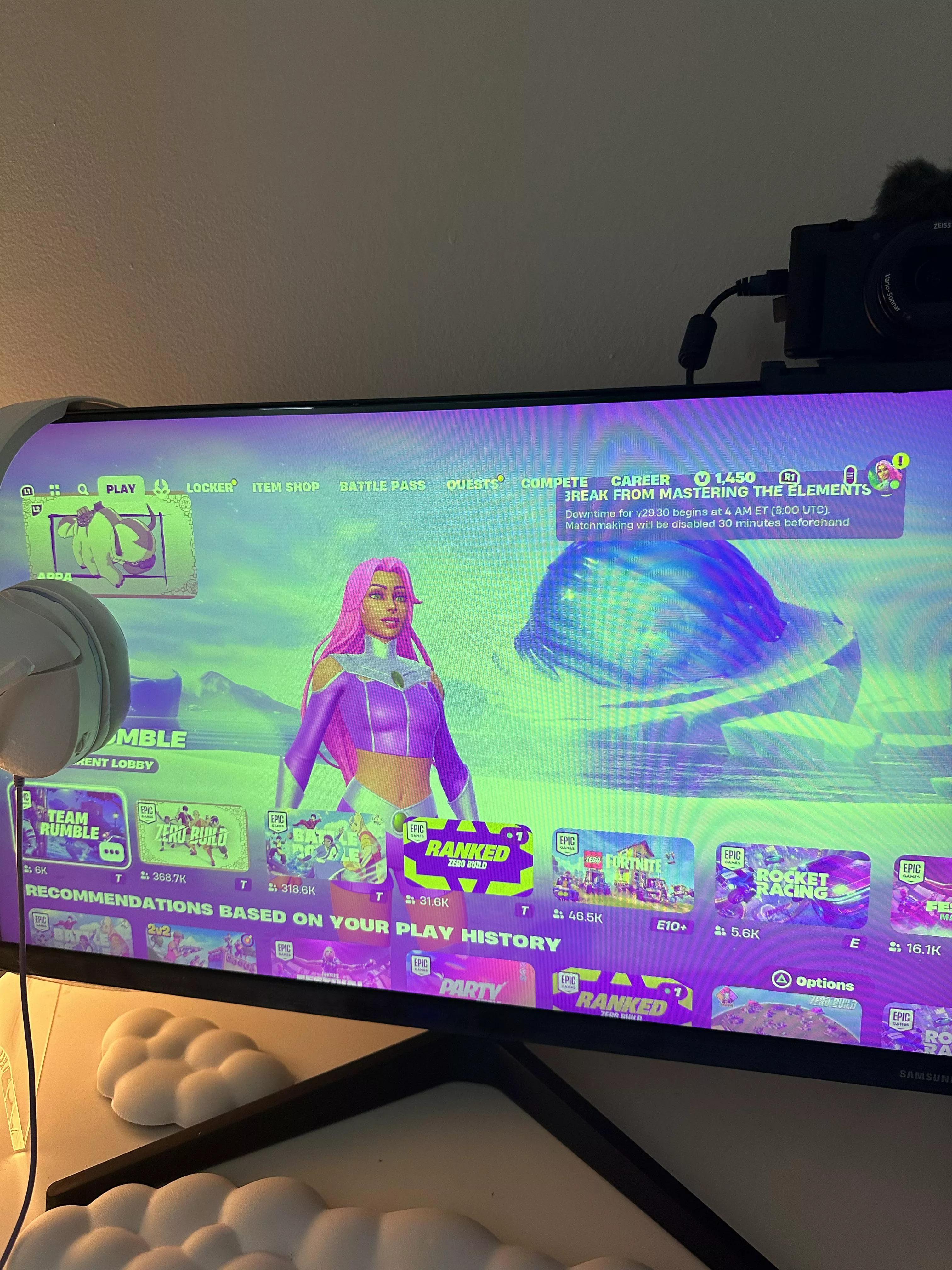 My capture card is causing a greenish/purple tint on my monitor, how do I fix?