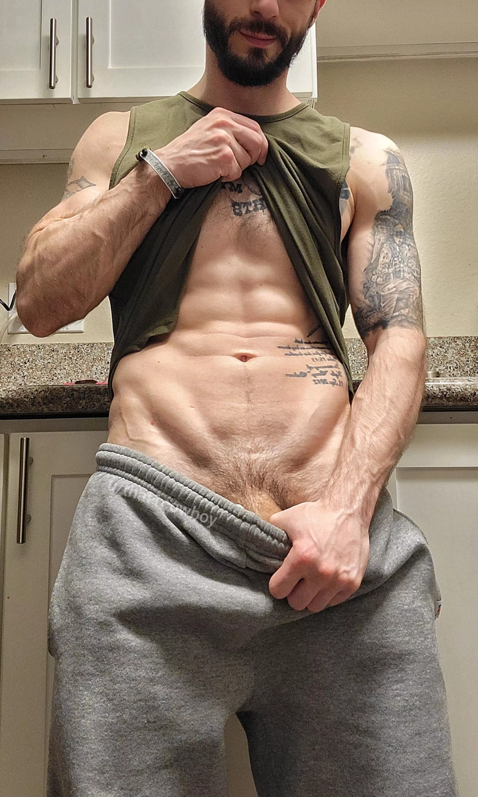 Teasing Tuesday 🤔😉