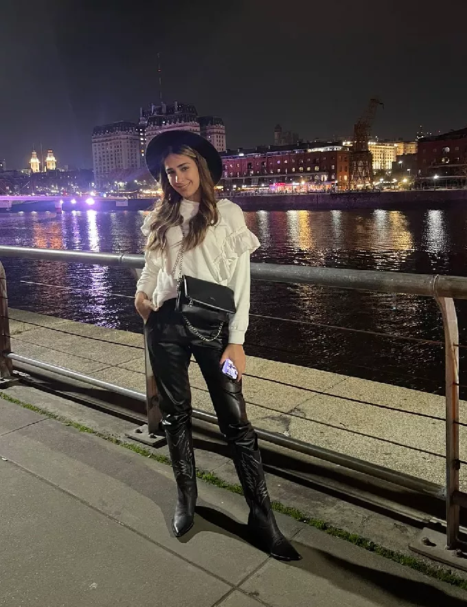 The view makes my outfit more classy