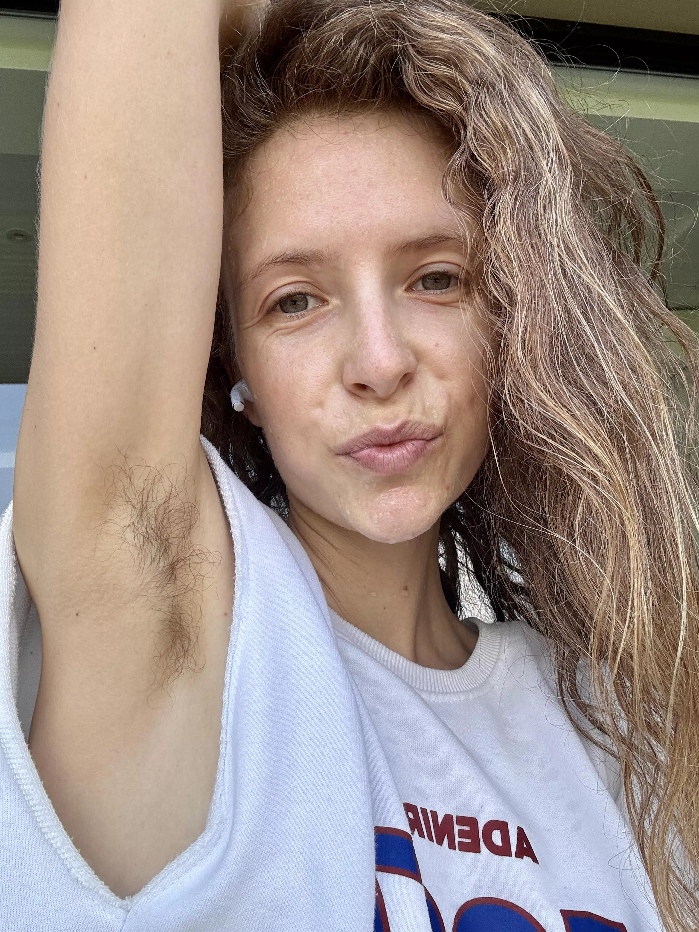 We love some post workout armpits