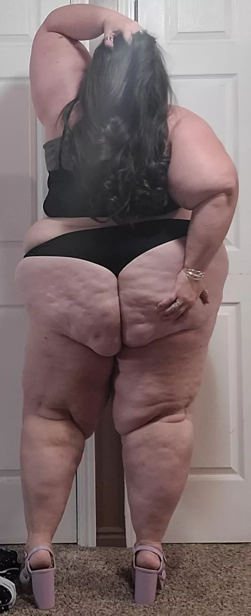 Who's going multiple rounds? Or who's gonna tap out first? 😏