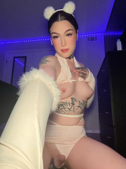 Would you give a girl like me head? 