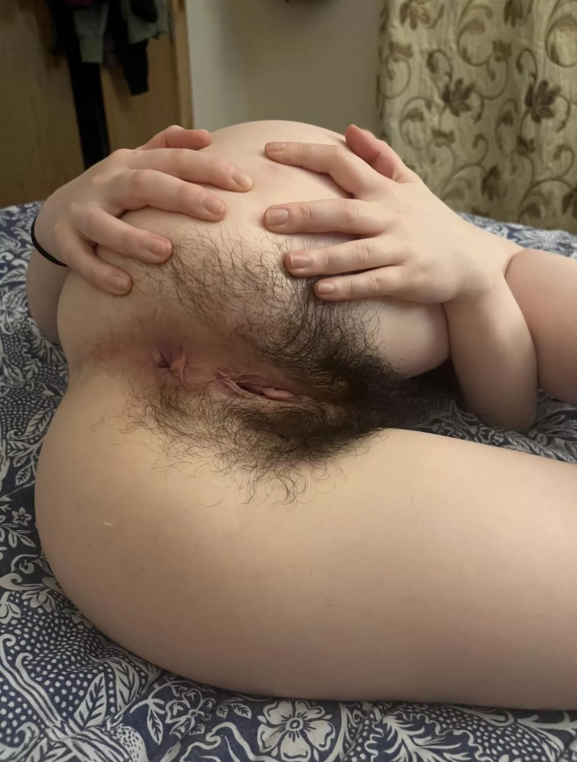 Are you into hairy ass? [h]