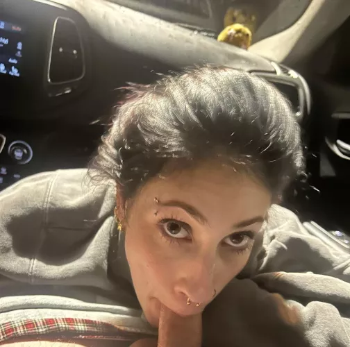 Can more men take pics of me while it’s in my mouth like this i need more