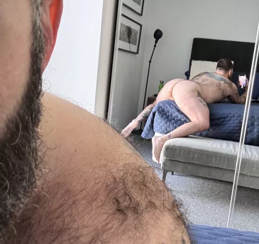 Come get yer face in there 