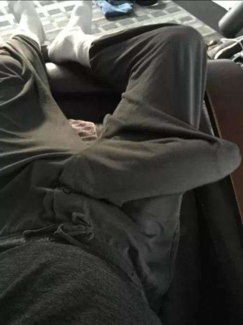 do you think the barista was smiling at me because she was having a good day or