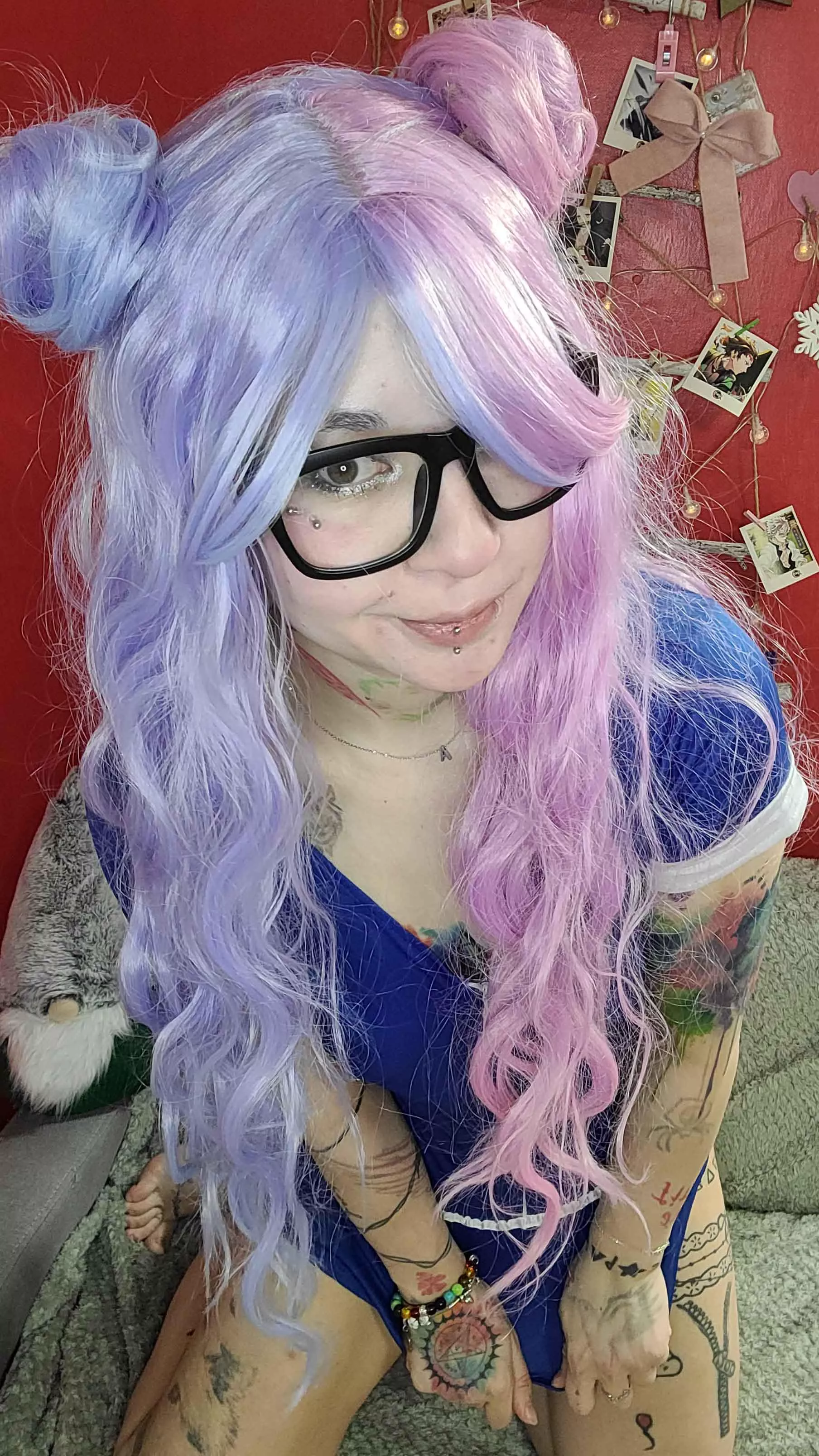 does this red head girl gives u extra boner