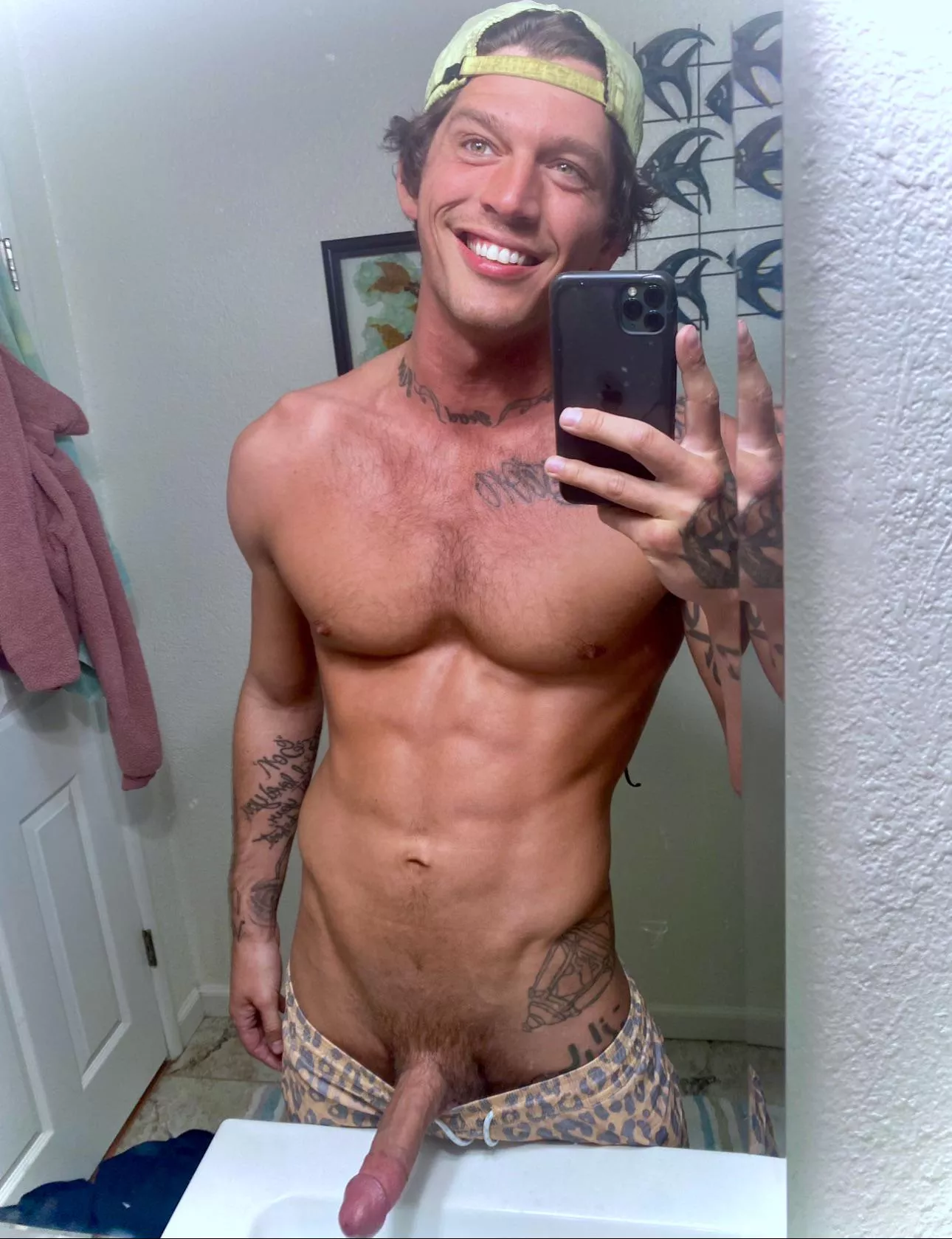 Happy hump day.. who wants to celebrate with me?? 🤪😏