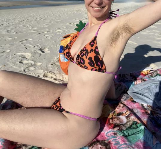 I hope that my pits catch some eyes out here on the beach 