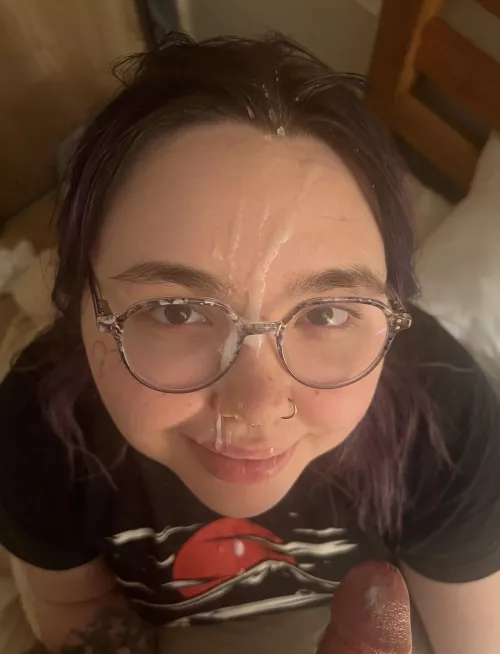 I love it when my face is thickly covered with warm cream