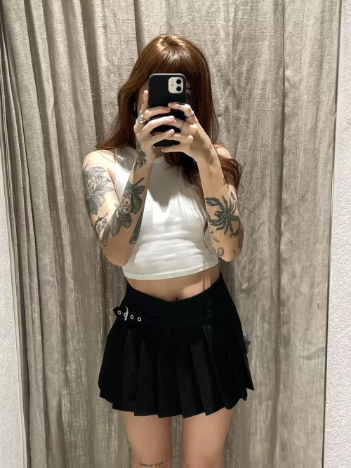 I'm not using panties, I promise