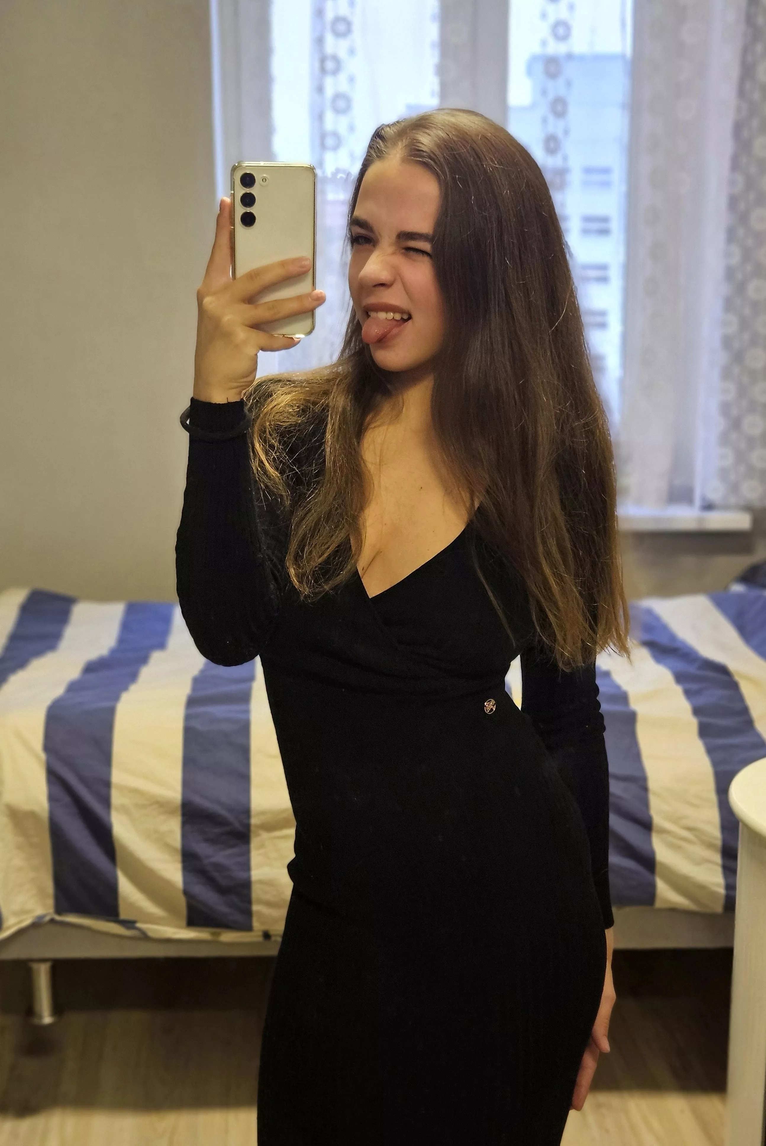 Is my dress tight enough for our date? F18