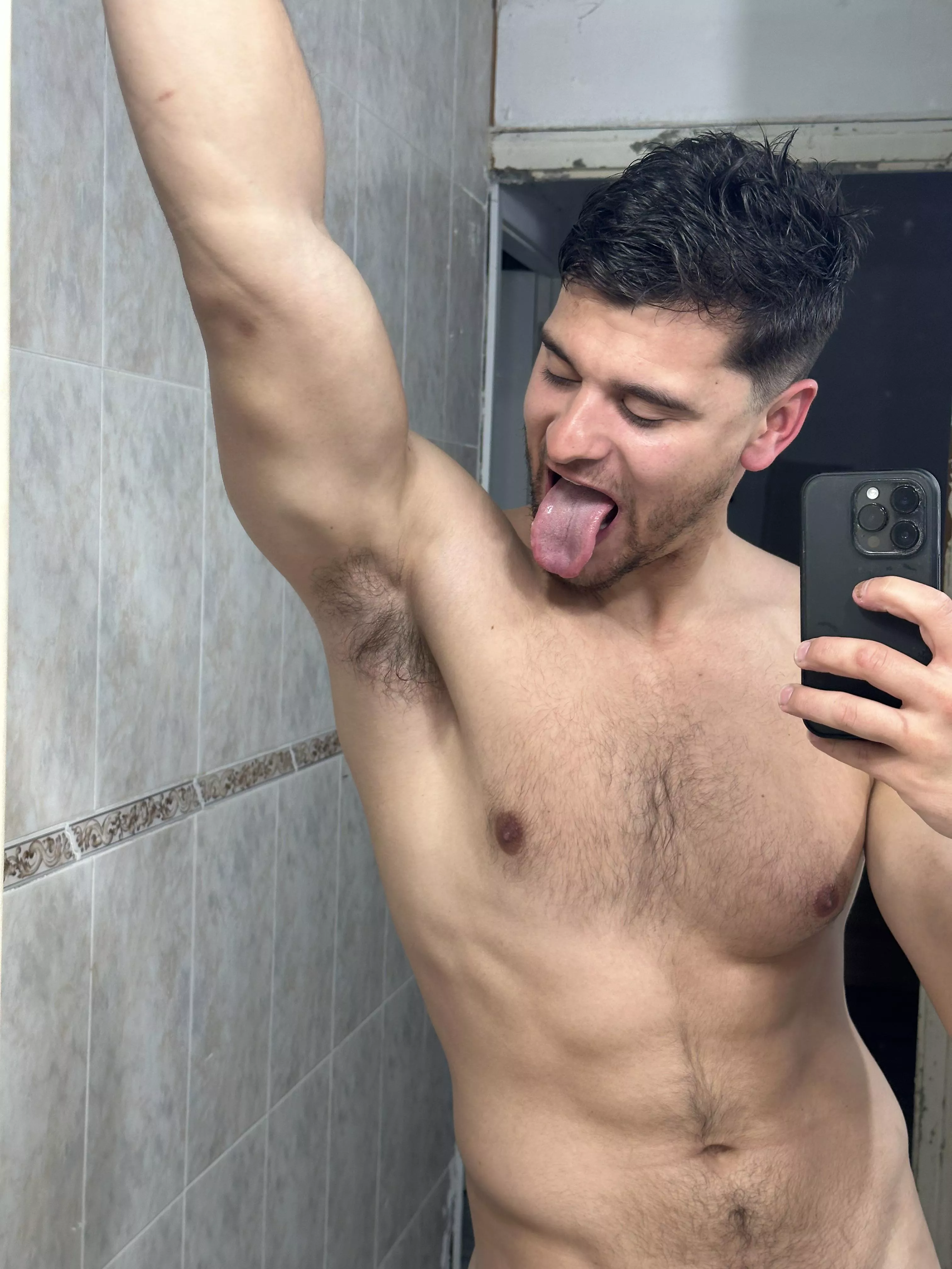 Licking myself, can u help me?