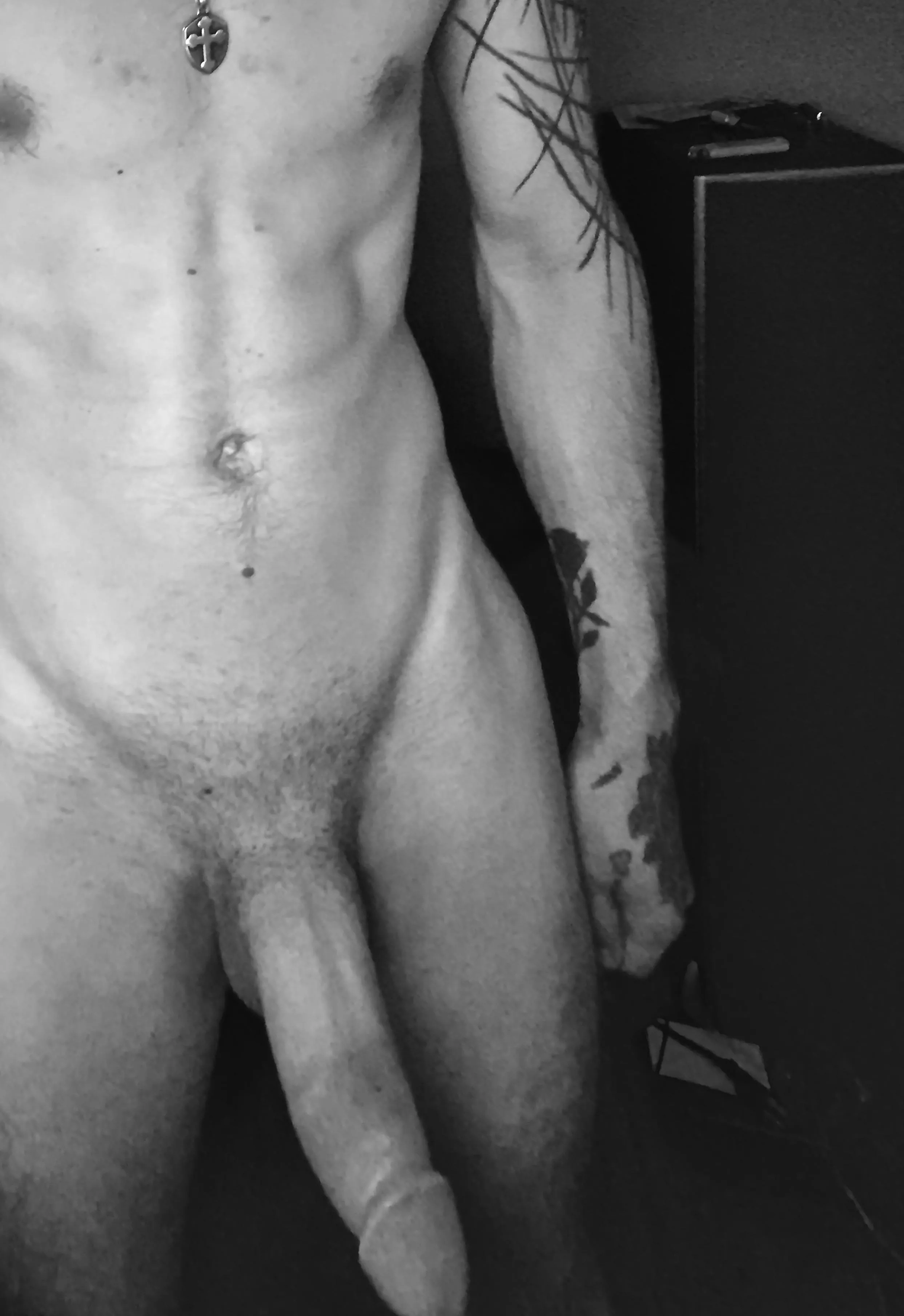 Lonely and want to throat fuck someone