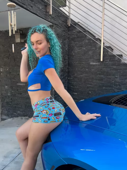 Looking for a ma's face to sit on
