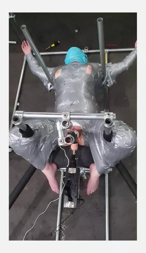 Mummifued and squirting [OC]