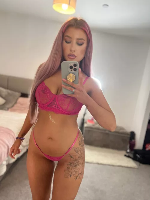 My auto reply is on for people who can guess my size trust me