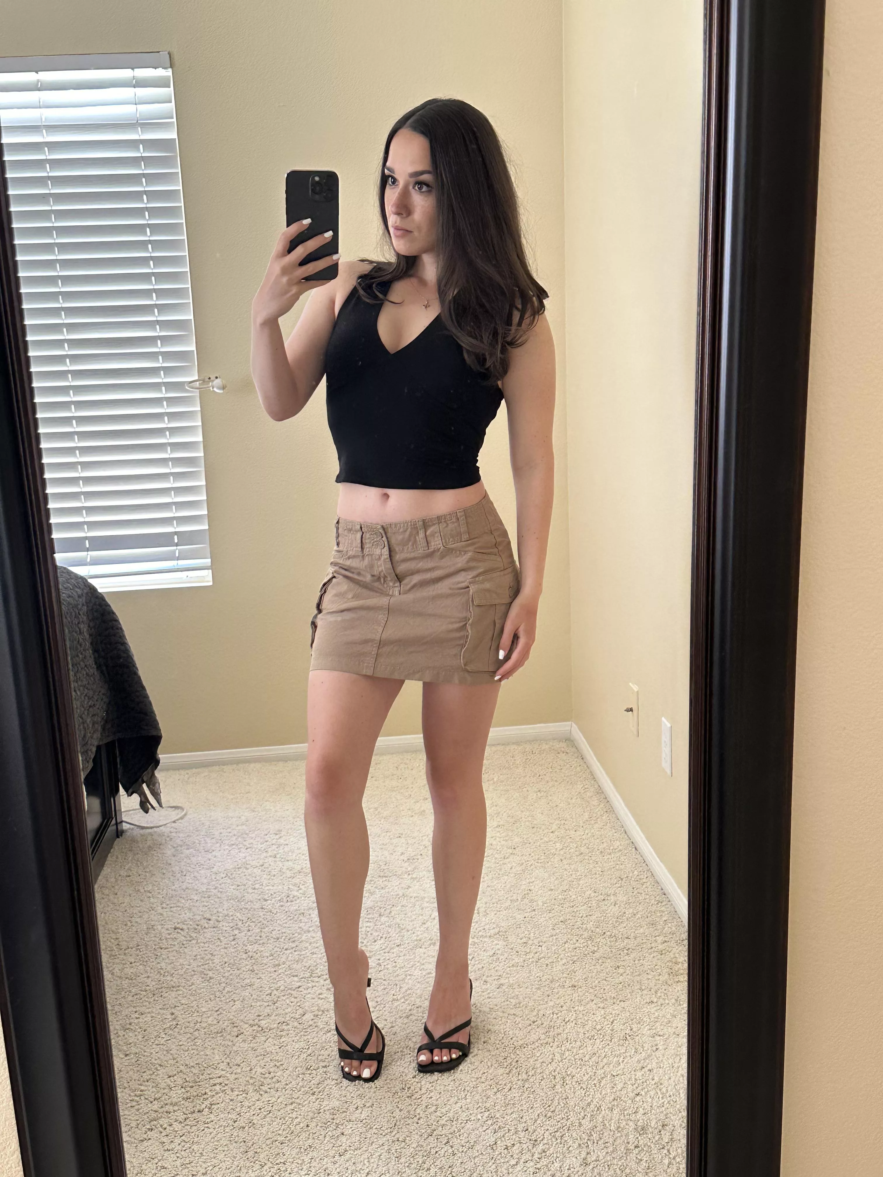 My outfit for today. I can’t get enough short skirts I always want more.