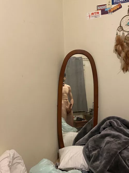 Need a slut to satisfy me 